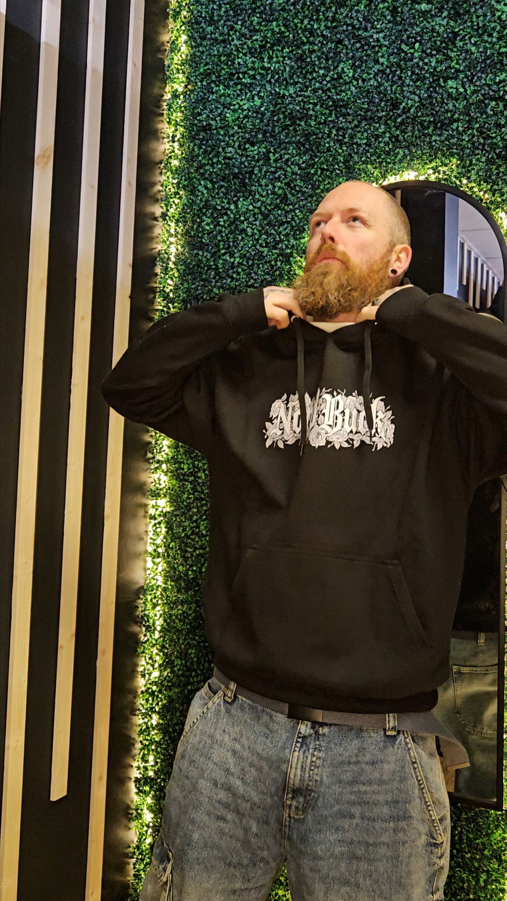 Rose Design - Pullover Hoodie - Black